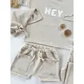KOMPLET T-SHIRT ,,HEY’’NATURAL + SZORTY Z KIESZONKAMI NATURAL